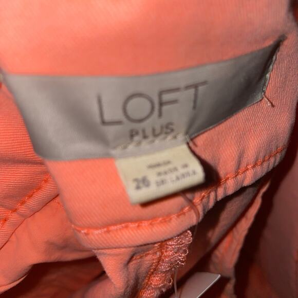 Loft Plus Marisa Cuffed Cropped Bright Neon Coral Pants NWTs size 26 Plus - Picture 8 of 9